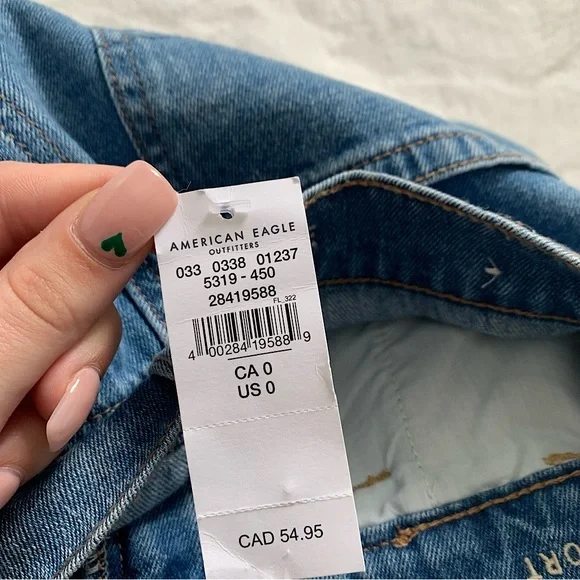 AMERICAN EAGLE | "Mom short" high waisted jean shorts - Picture 9 of 9